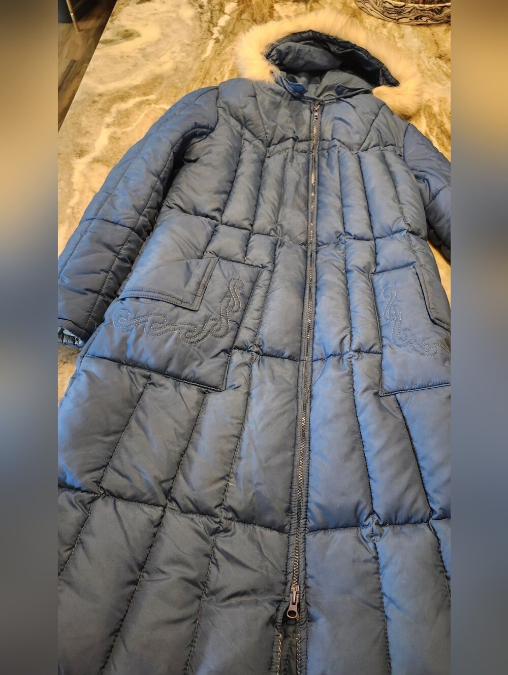 VTG Long Quilted Puffer Coat with Fur Trim Hood - Blue